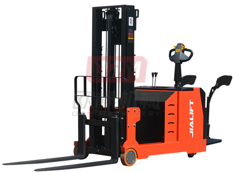 重庆电动叉车如何加水