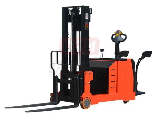 电动叉车