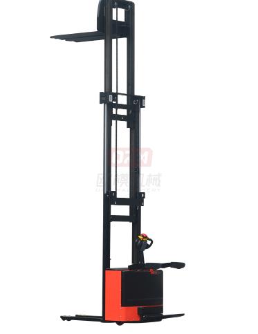 如何选择如意的叉车