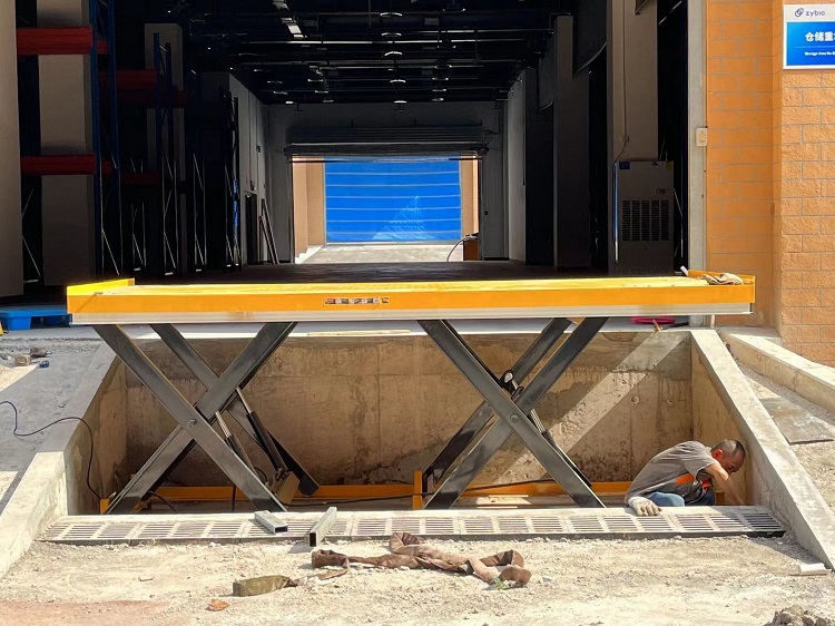 并排式固定升降平台